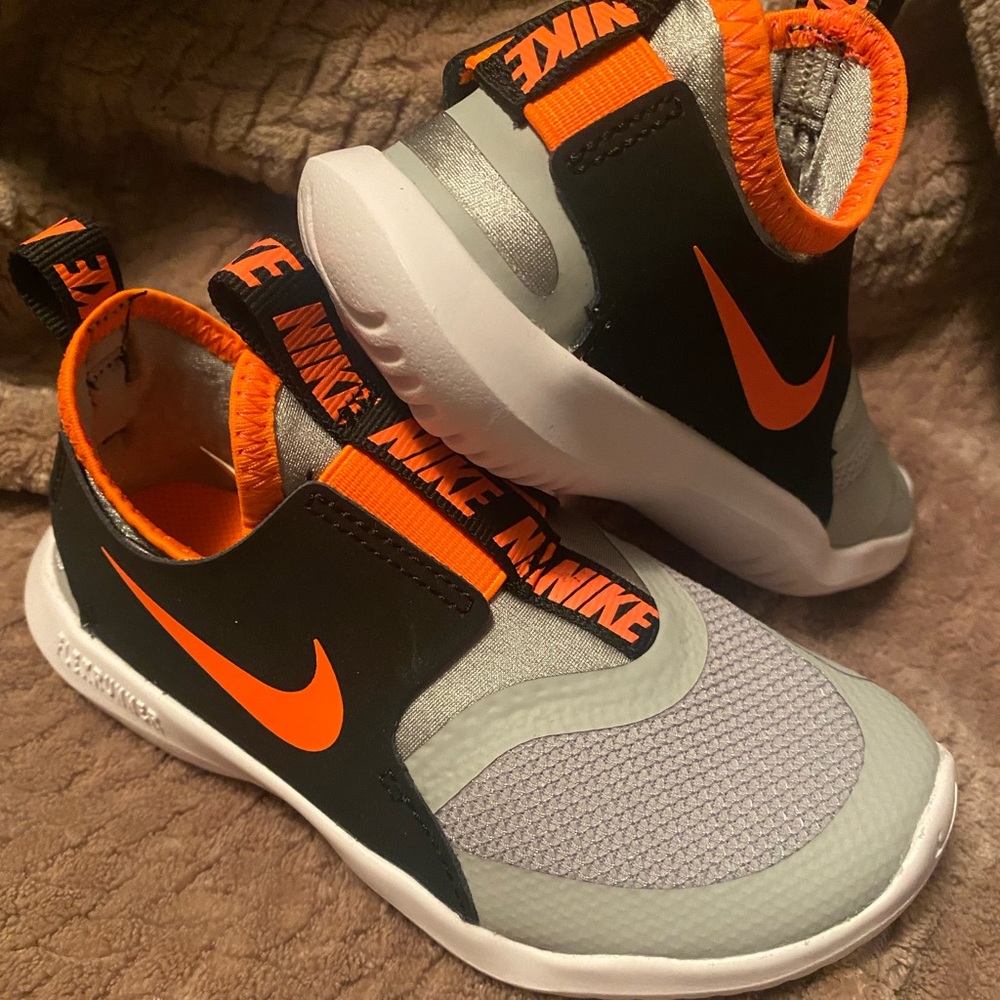 COPY - Boys Nike Flexrunner